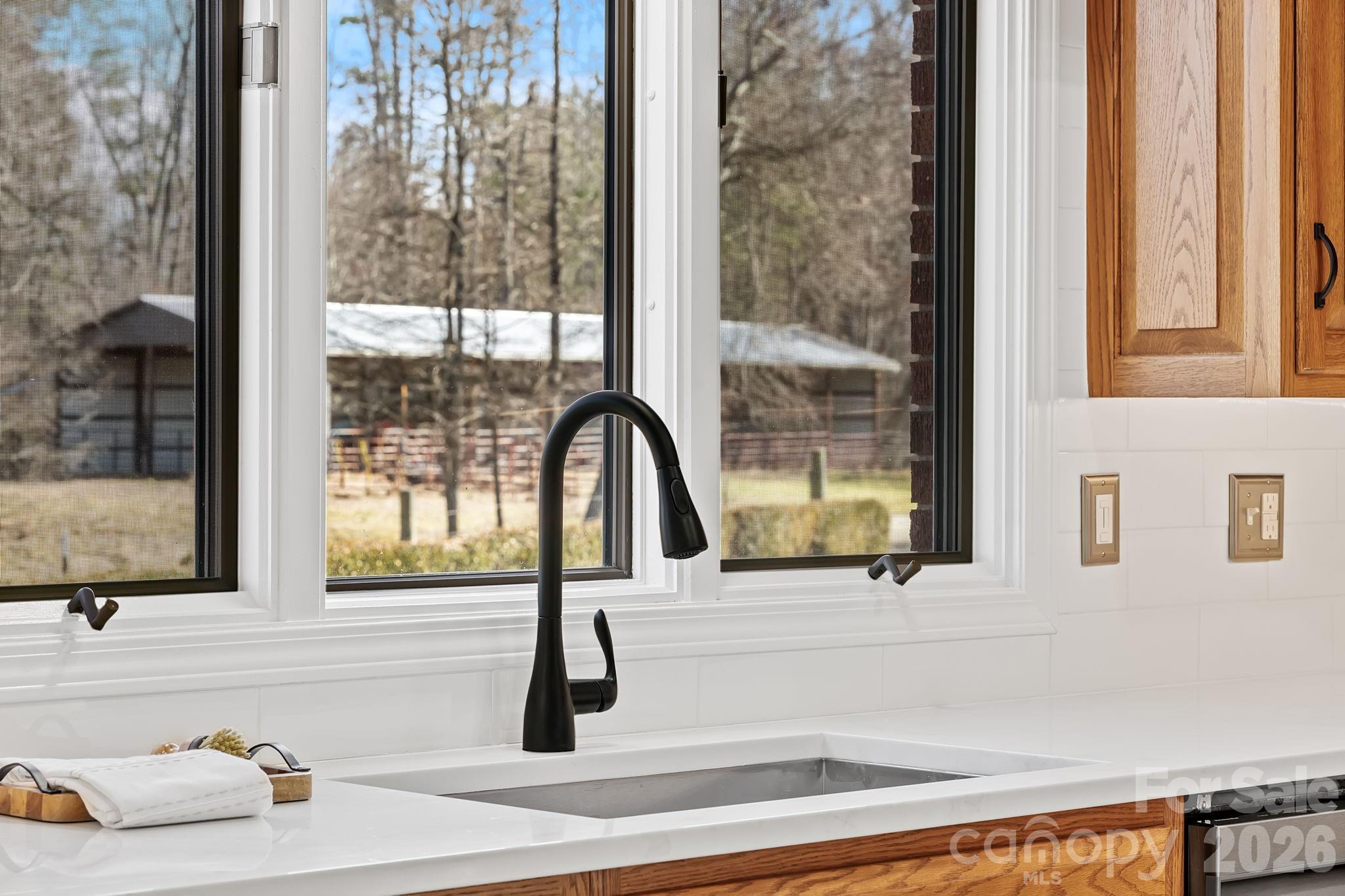 735 Macedonia Road Asheville, NC 28804 - Photo 15 of 46