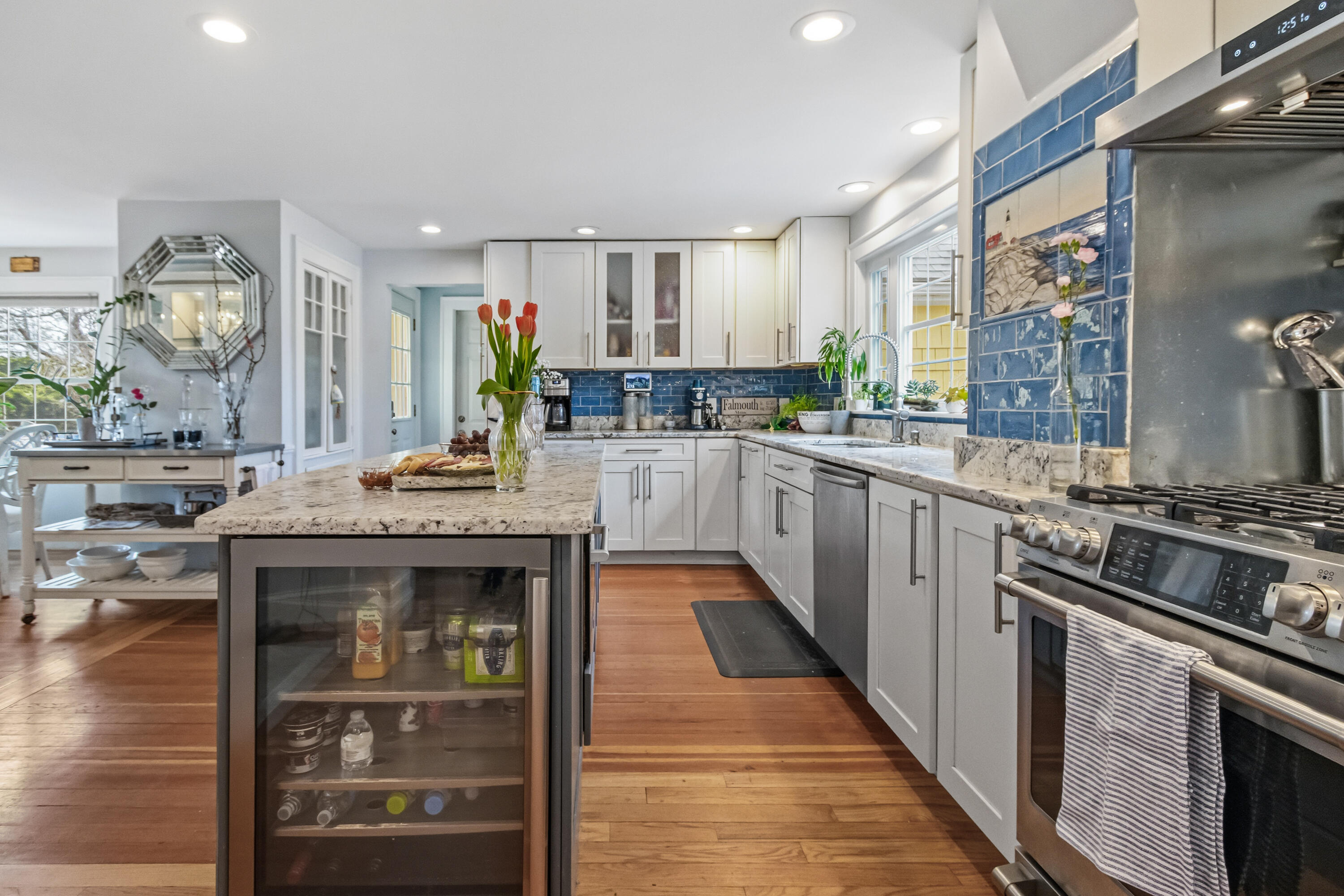 12 Reg Roc Road Falmouth, ME 04105 - Photo 19 of 75 Kitche view towards front door