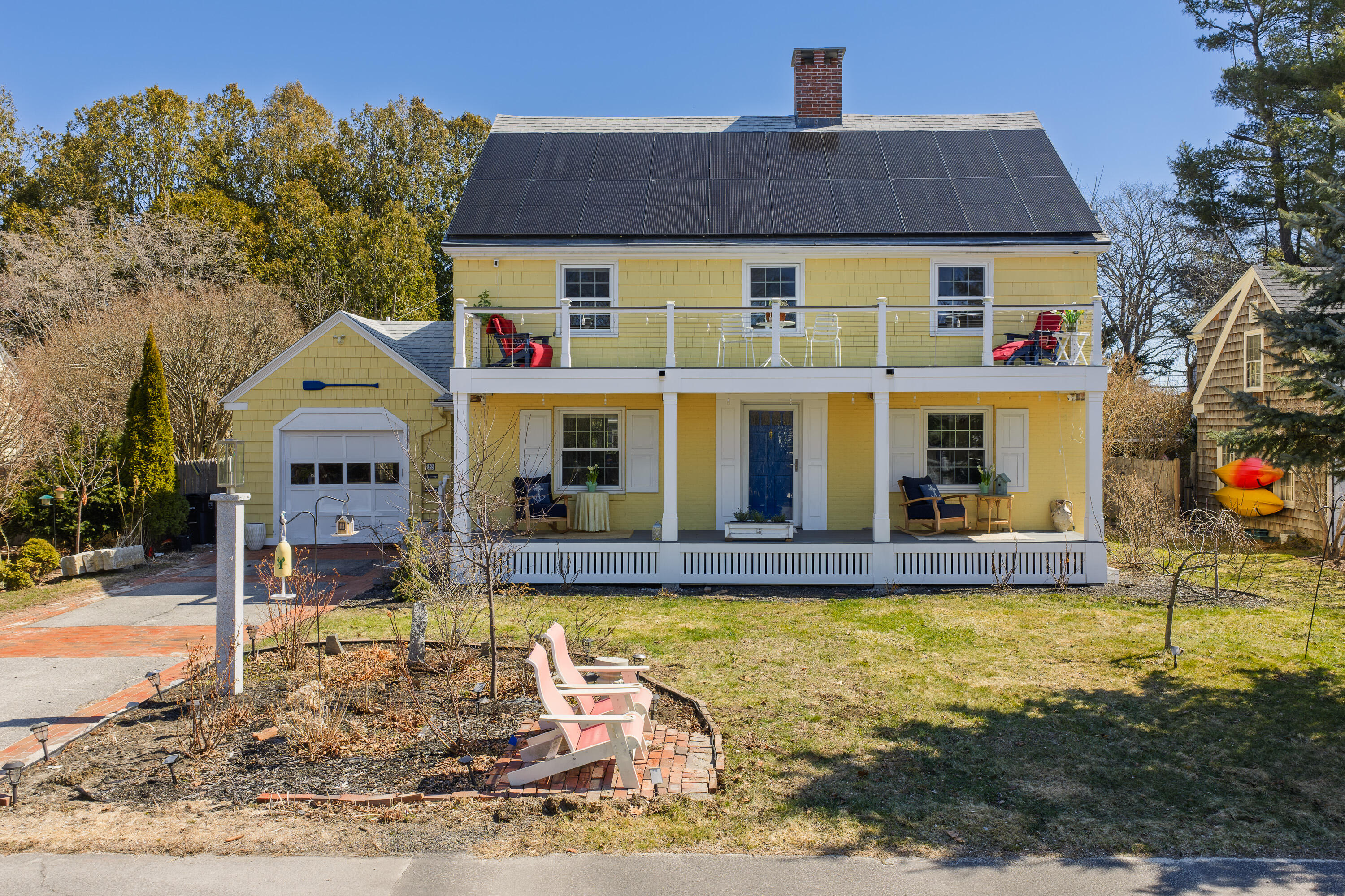 12 Reg Roc Road Falmouth, ME 04105 - Photo 2 of 75 Front of home straight view