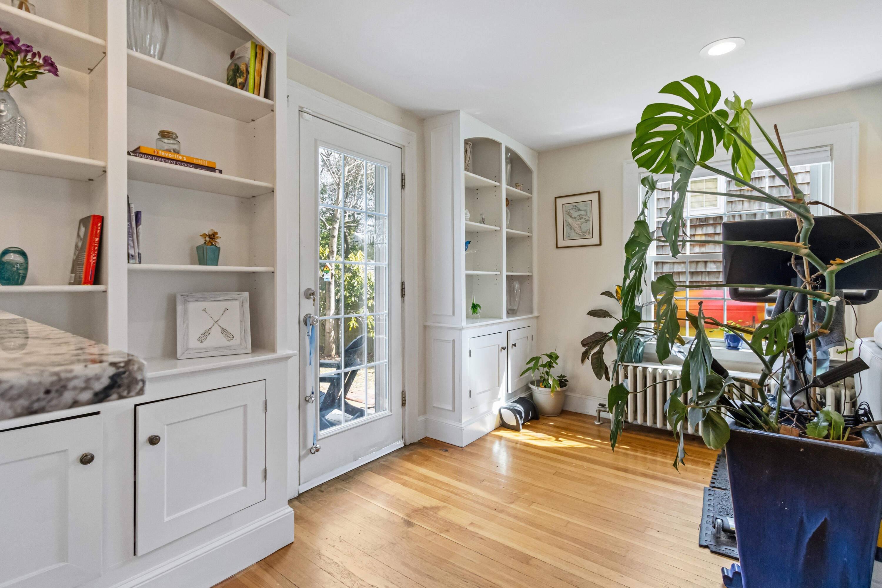 12 Reg Roc Road Falmouth, ME 04105 - Photo 22 of 75 Living room side space