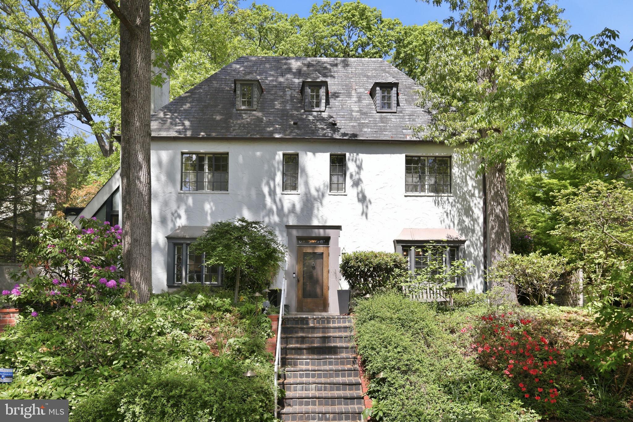2853 Allendale Place Northwest Washington, DC 20008 - Photo 2 of 45