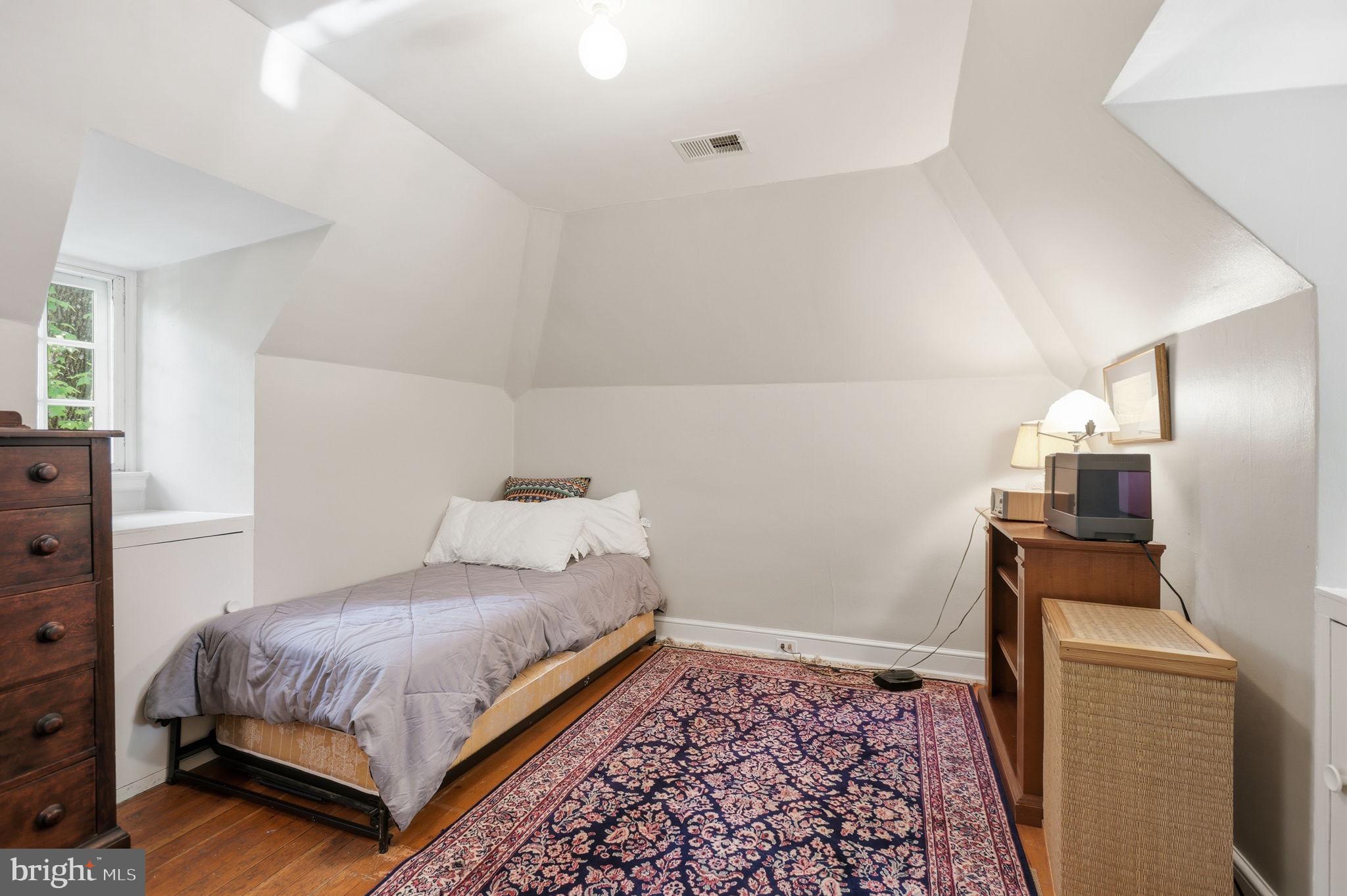 2853 Allendale Place Northwest Washington, DC 20008 - Photo 33 of 45