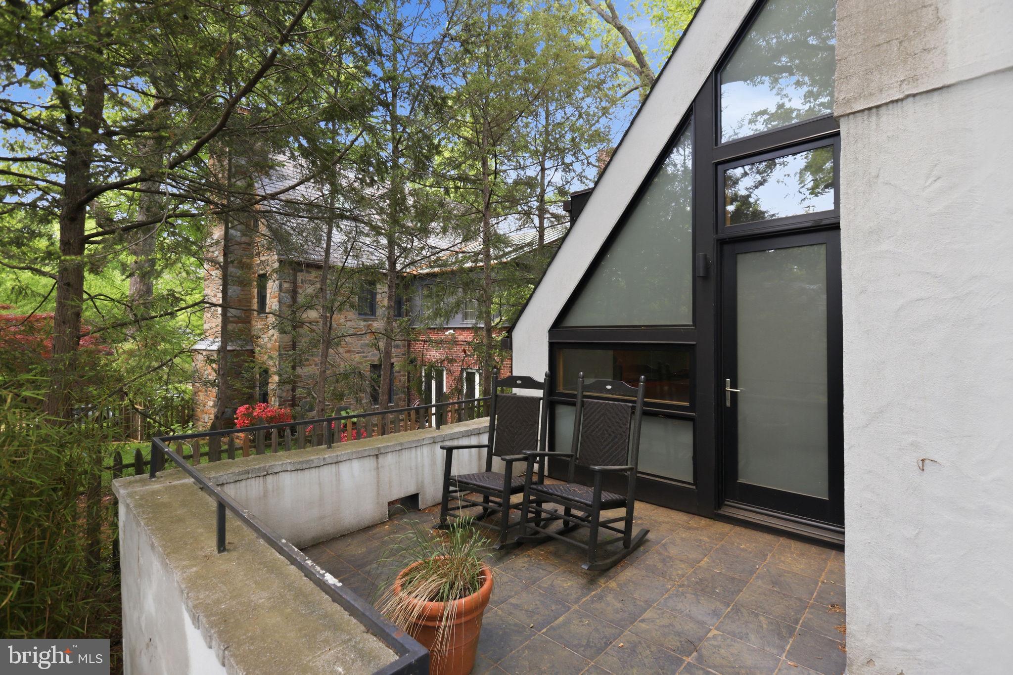 2853 Allendale Place Northwest Washington, DC 20008 - Photo 40 of 45 Balcony