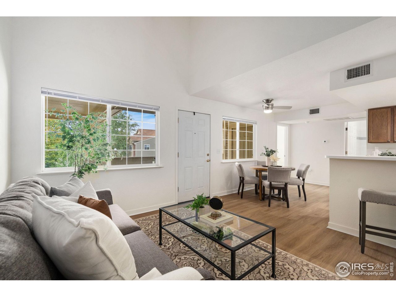 1225 West Prospect Road, Unit R47 Fort Collins, CO 80526 - Photo 7 of 25 Appreciate the inviting open layout.