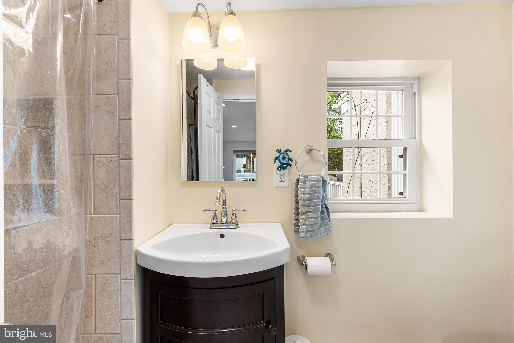5227 Reservation Road Drexel Hill, PA 19026 - Photo 15 of 38