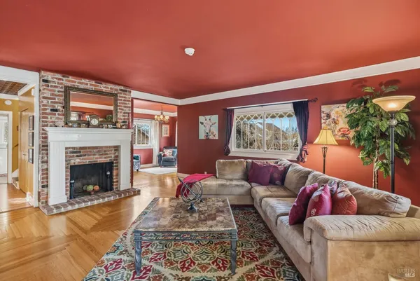 $1,999,999 | 5186-5220 Hwy 116 Highway South, Sebastopol, CA 95472