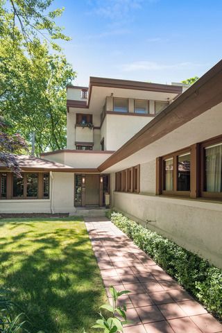 $750,000 | 265 Sylvan Road, Glencoe, IL 60022