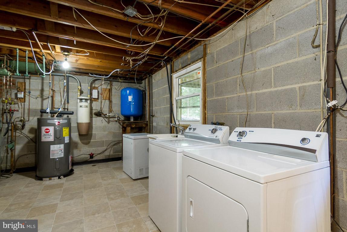 6611 Davis Ford Road Manassas, VA 20111 - Photo 27 of 30 Interior (General)