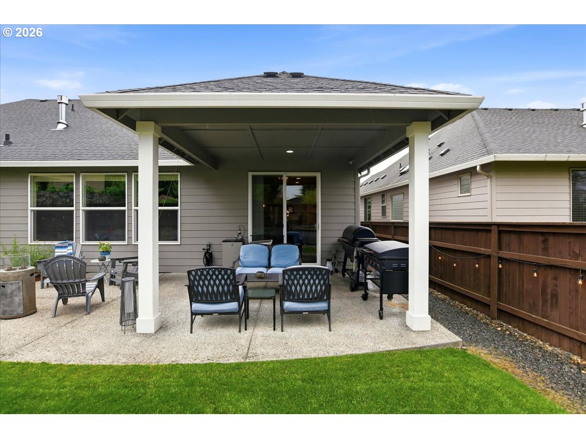 3293 North Abernathy Circle Ridgefield, WA 98642 - Photo 35 of 40 Covered Patio