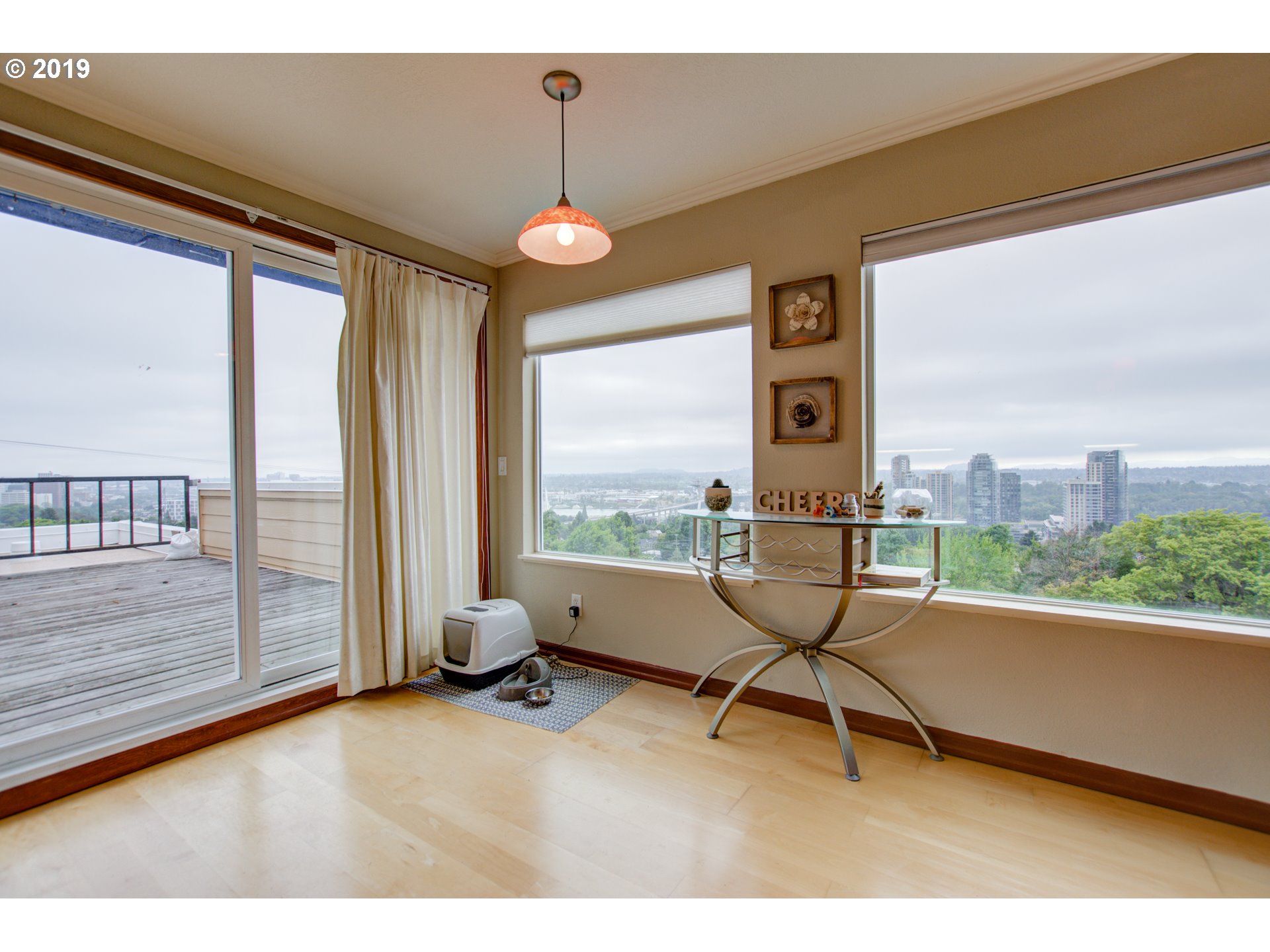 3701 Southwest Condor Avenue, Unit U2 Portland, OR 97239 - Photo 8 of 28 Gallery Image 8