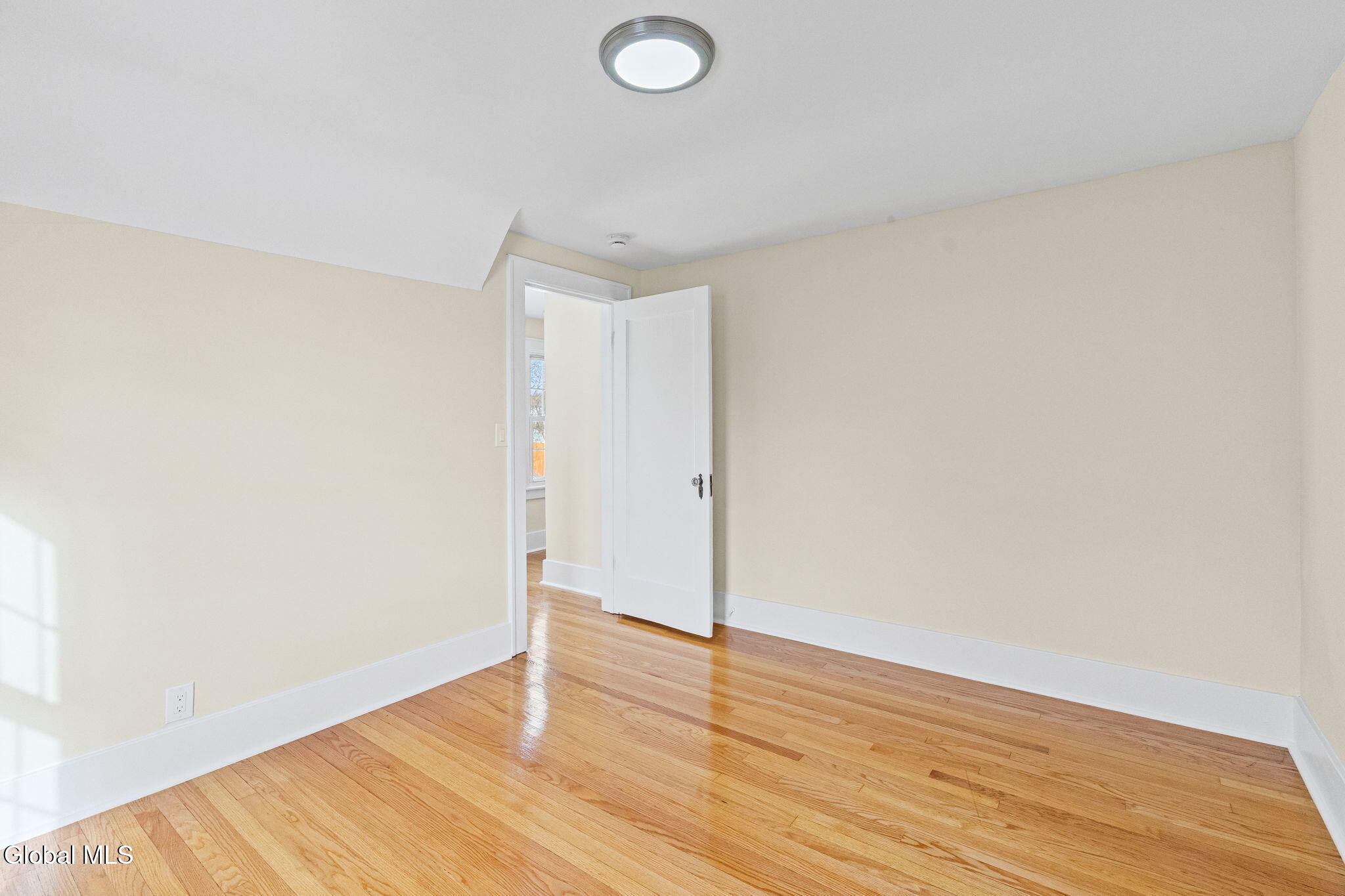 7 Westlane Road Brunswick, NY 12180 - Photo 20 of 32 24-web-or-mls-7-westlane-rd