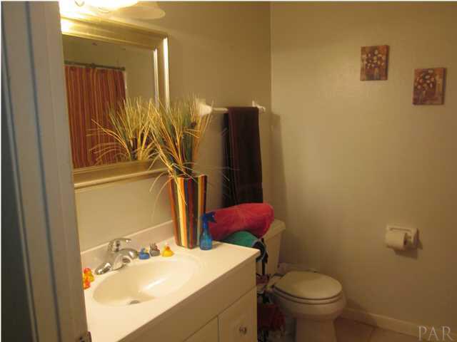 5407 Pine Ridge Drive Milton, FL 32570 - Photo 4 of 10 Gallery Image 4