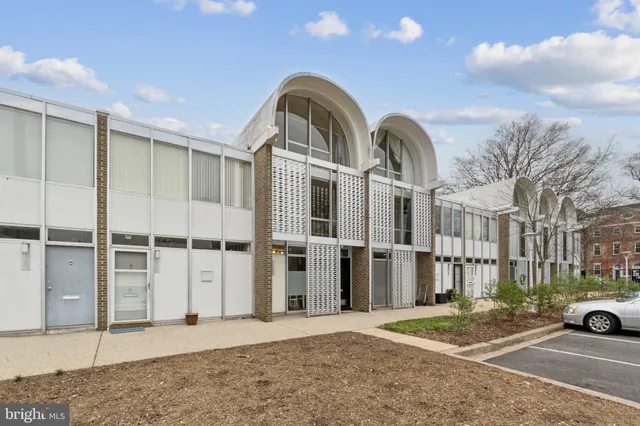 a view of a large building