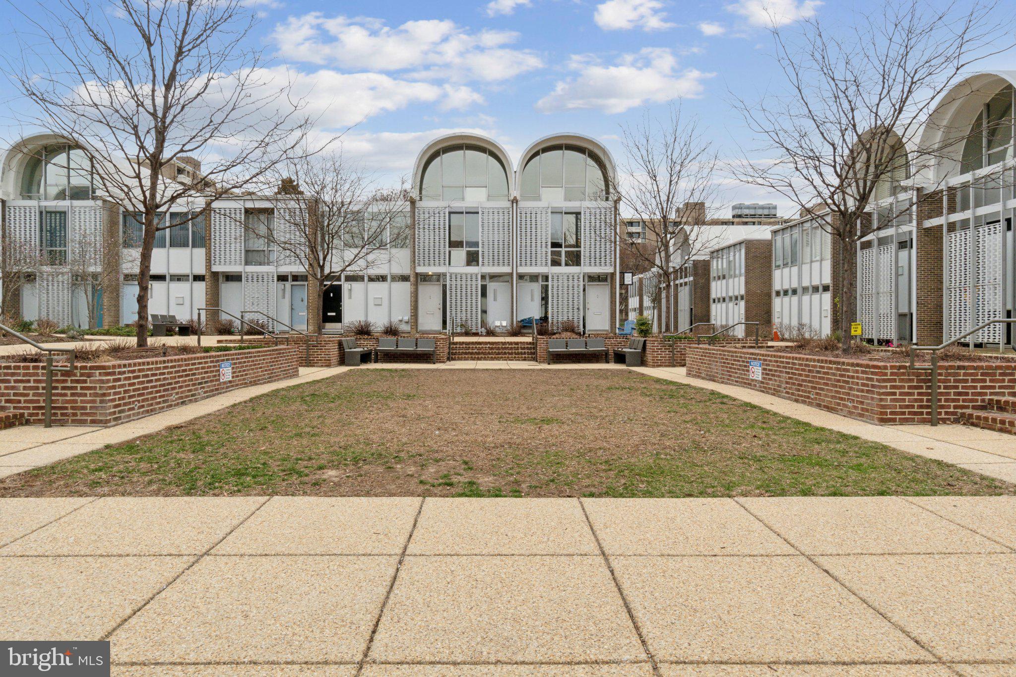 1342 4th Street Southwest Washington, DC 20024 - Photo 42 of 51 Courtyard is so convenient for kids/pets