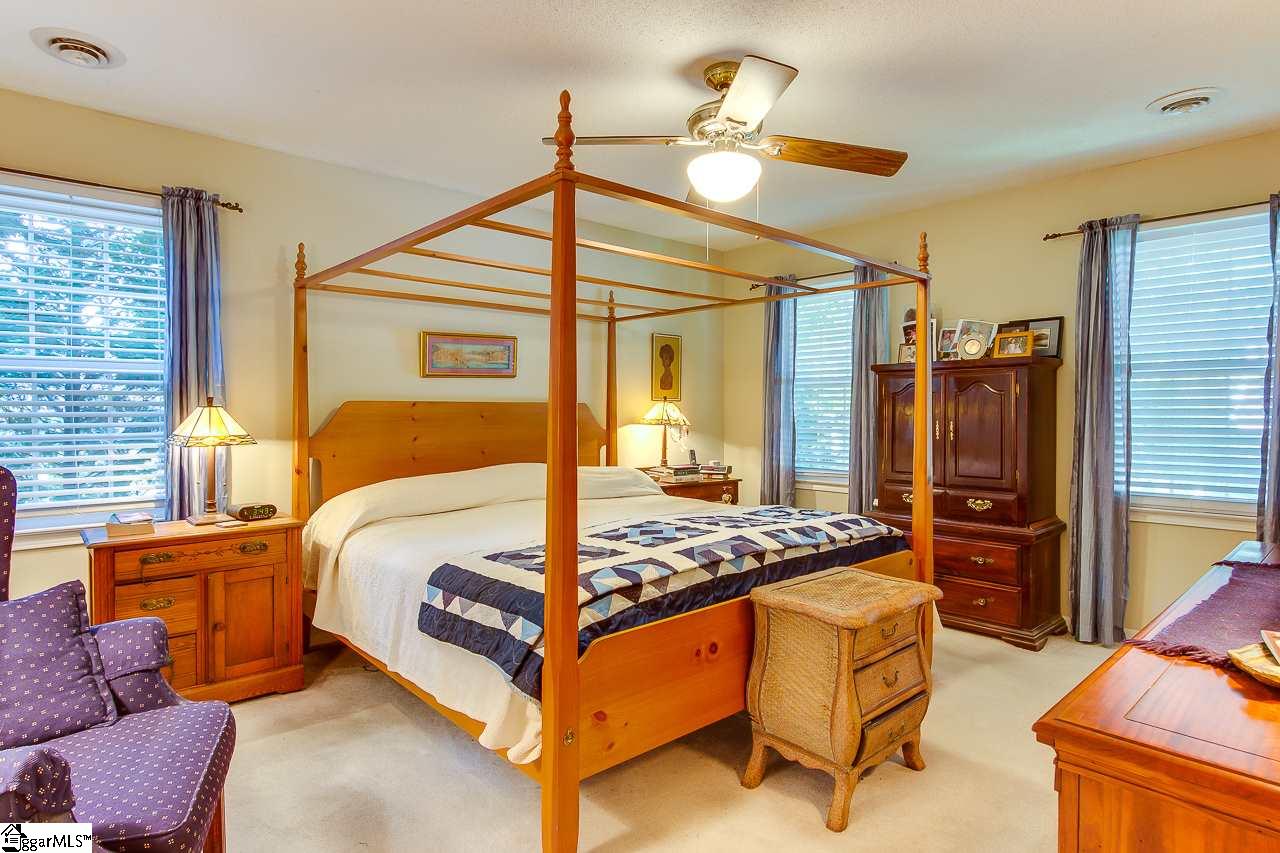 305 Hunters Hill Road Simpsonville, SC 29680 - Photo 22 of 36 Gallery Image 22
