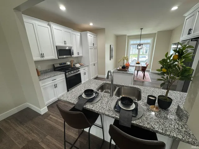 $579,900 | 4205 South Red Pine Drive, Bloomington, IN 47401