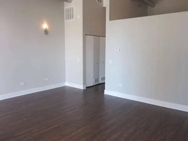 $2,000 | 1338 South Michigan Avenue, Unit 4, Chicago, IL 60605
