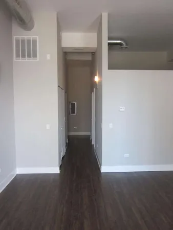 $2,000 | 1338 South Michigan Avenue, Unit 4, Chicago, IL 60605
