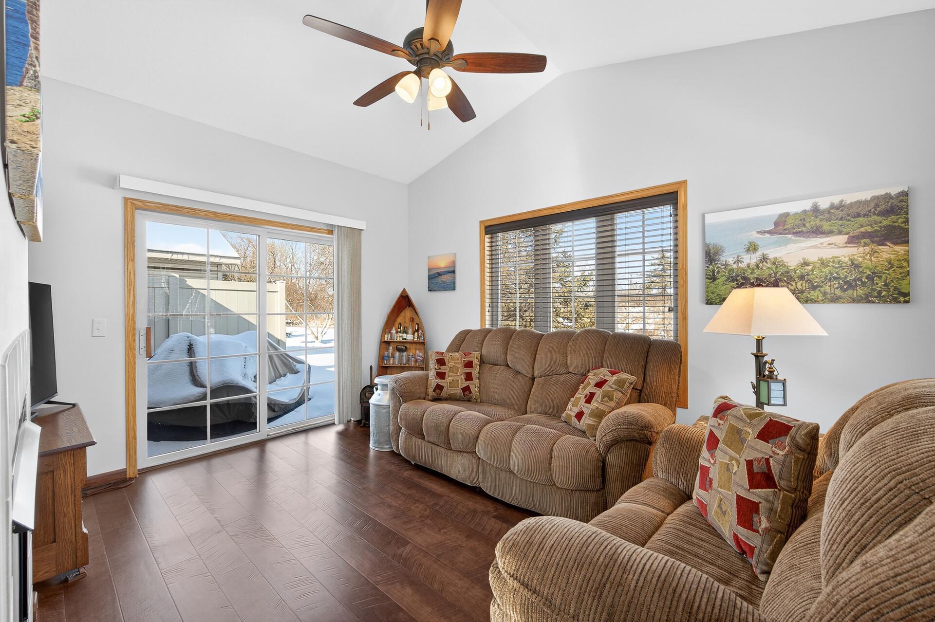 367 Allen Avenue Little Canada, MN 55117 - Photo 11 of 30