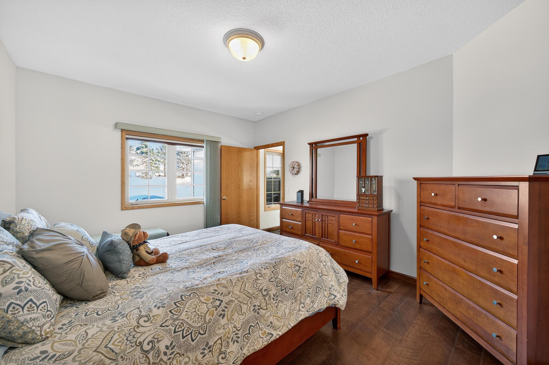 367 Allen Avenue Little Canada, MN 55117 - Photo 13 of 30