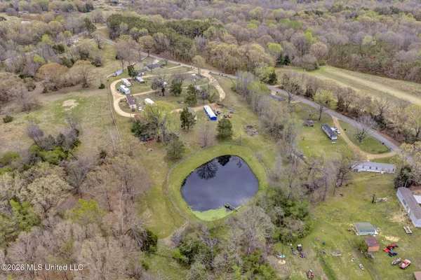 $629,000 | 400 Red Hill Circle, Batesville, MS 38606