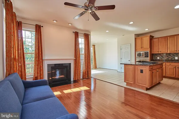 $3,600 | 42649 Macauley Place, Ashburn, VA 20148