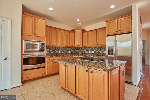 $3,600 | 42649 Macauley Place, Ashburn, VA 20148