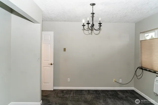 a view of a decorative light in a room