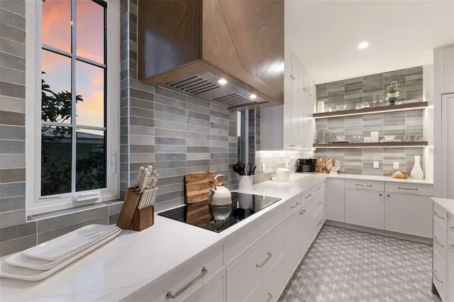 $4,875,000 | 311 Spring Avenue, Anna Maria, FL 34216