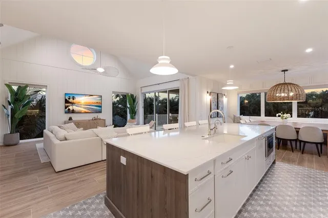 $4,875,000 | 311 Spring Avenue, Anna Maria, FL 34216