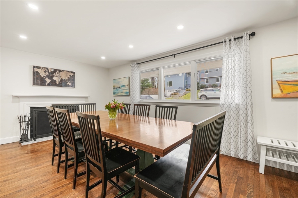 9 Flintlock Road Lexington, MA 02420 - Photo 4 of 42