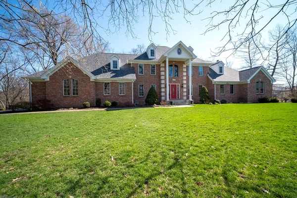$699,000 | 9029 Sheringham Drive, Roscoe, IL 61073