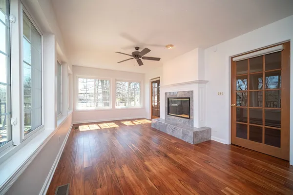 $699,000 | 9029 Sheringham Drive, Roscoe, IL 61073