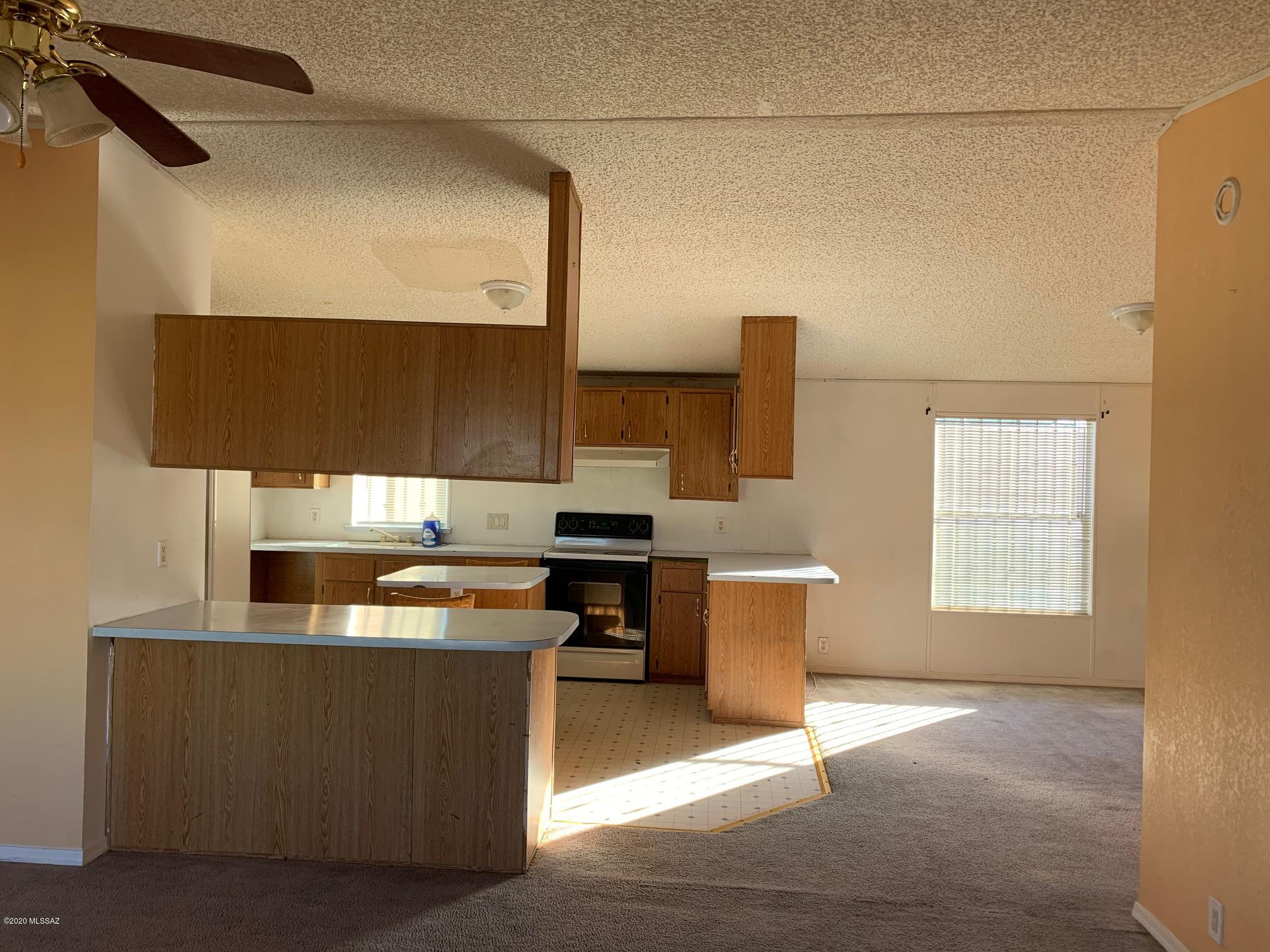 1016 East Silverlake Road Tucson, AZ 85713 - Photo 4 of 10 Gallery Image 4