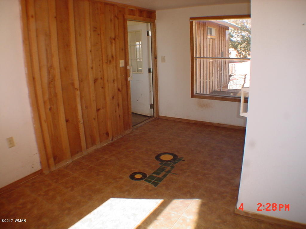 188 County Road Concho, AZ 85924 - Photo 11 of 24