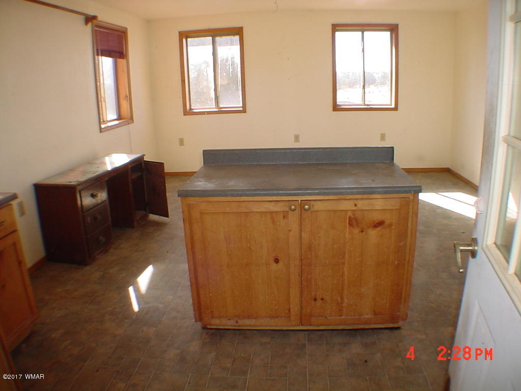188 County Road Concho, AZ 85924 - Photo 12 of 24