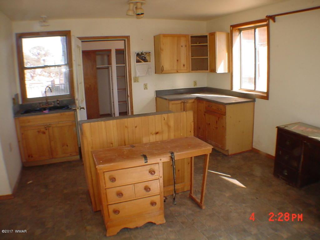188 County Road Concho, AZ 85924 - Photo 13 of 24
