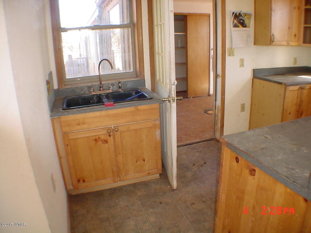 188 County Road Concho, AZ 85924 - Photo 14 of 24