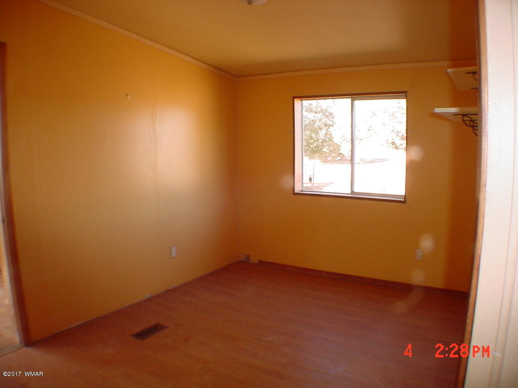 188 County Road Concho, AZ 85924 - Photo 10 of 24