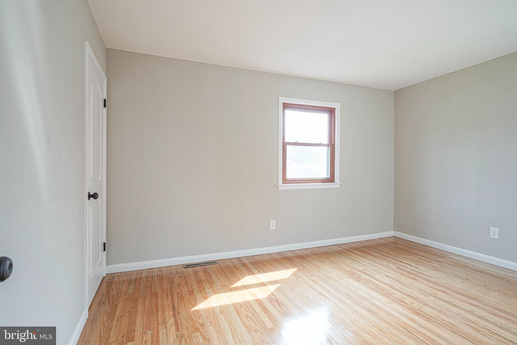 2209 New Albany Road Cinnaminson, NJ 08077 - Photo 15 of 35