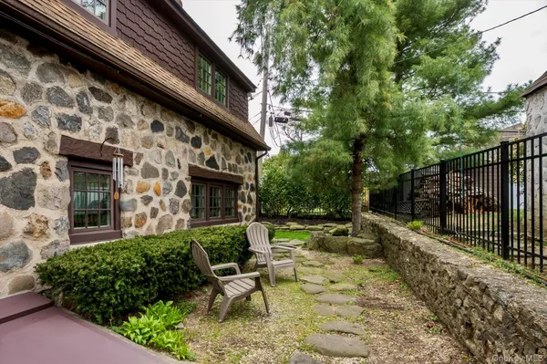 $789,000 | 101 Long Drive, Hempstead, NY 11550