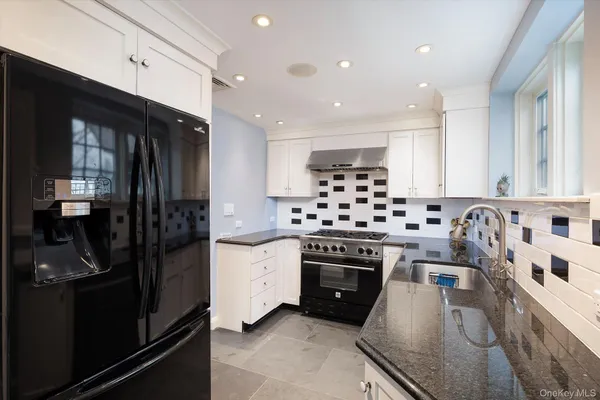 $789,000 | 101 Long Drive, Hempstead, NY 11550