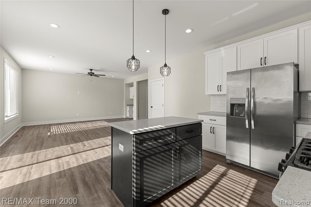 215 Clinton Street Romeo, MI 48065 - Photo 12 of 34