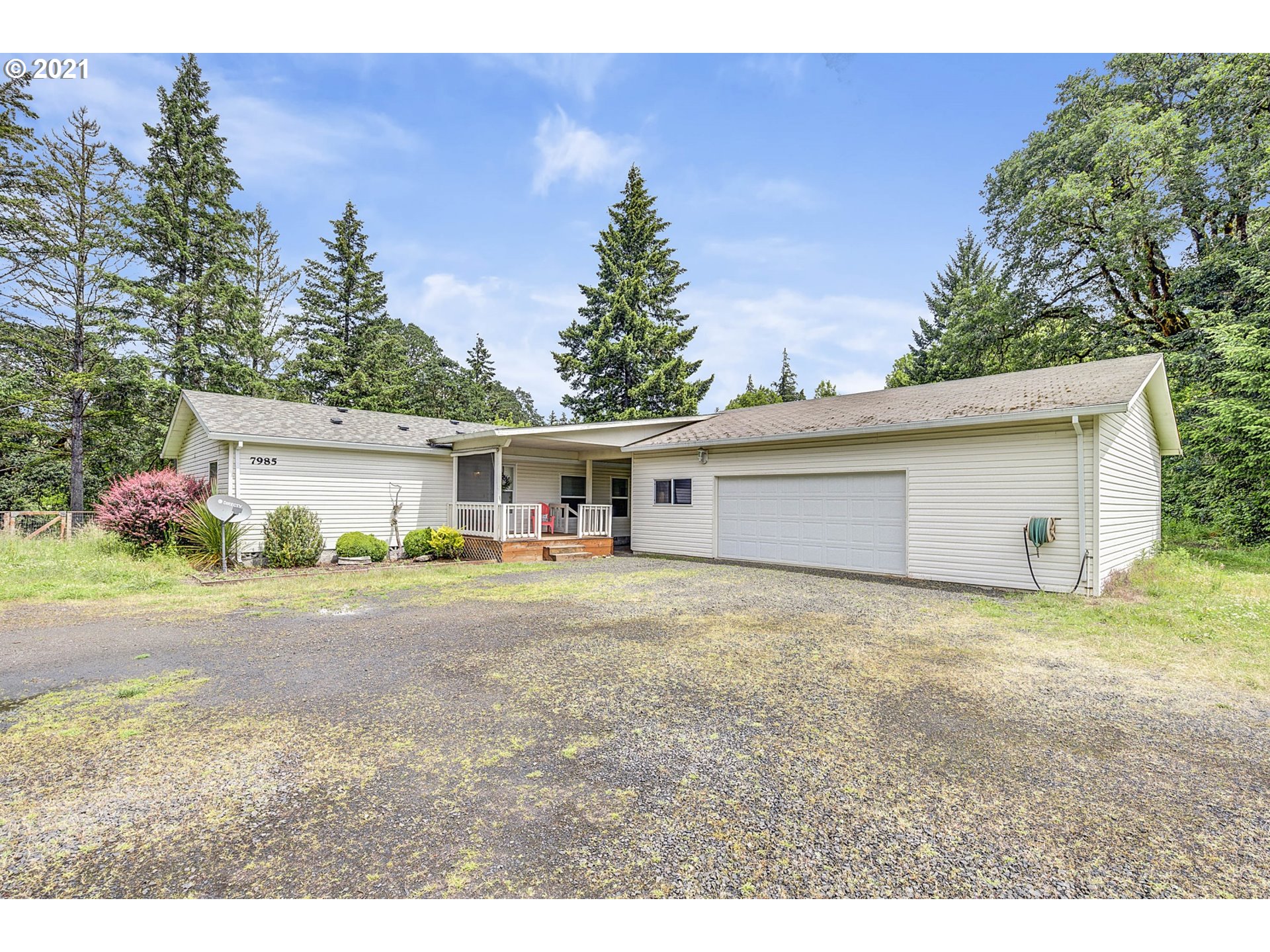 7985 Sawtell Road Sheridan, OR 97378 - Photo 1 of 23 Gallery Image 1