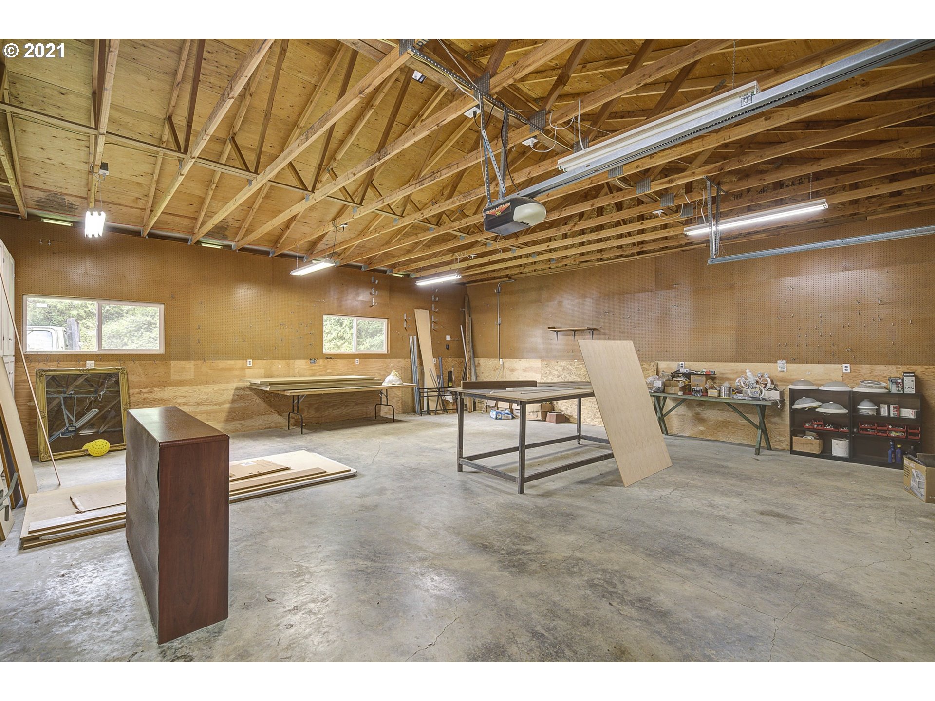 7985 Sawtell Road Sheridan, OR 97378 - Photo 17 of 23 Gallery Image 17