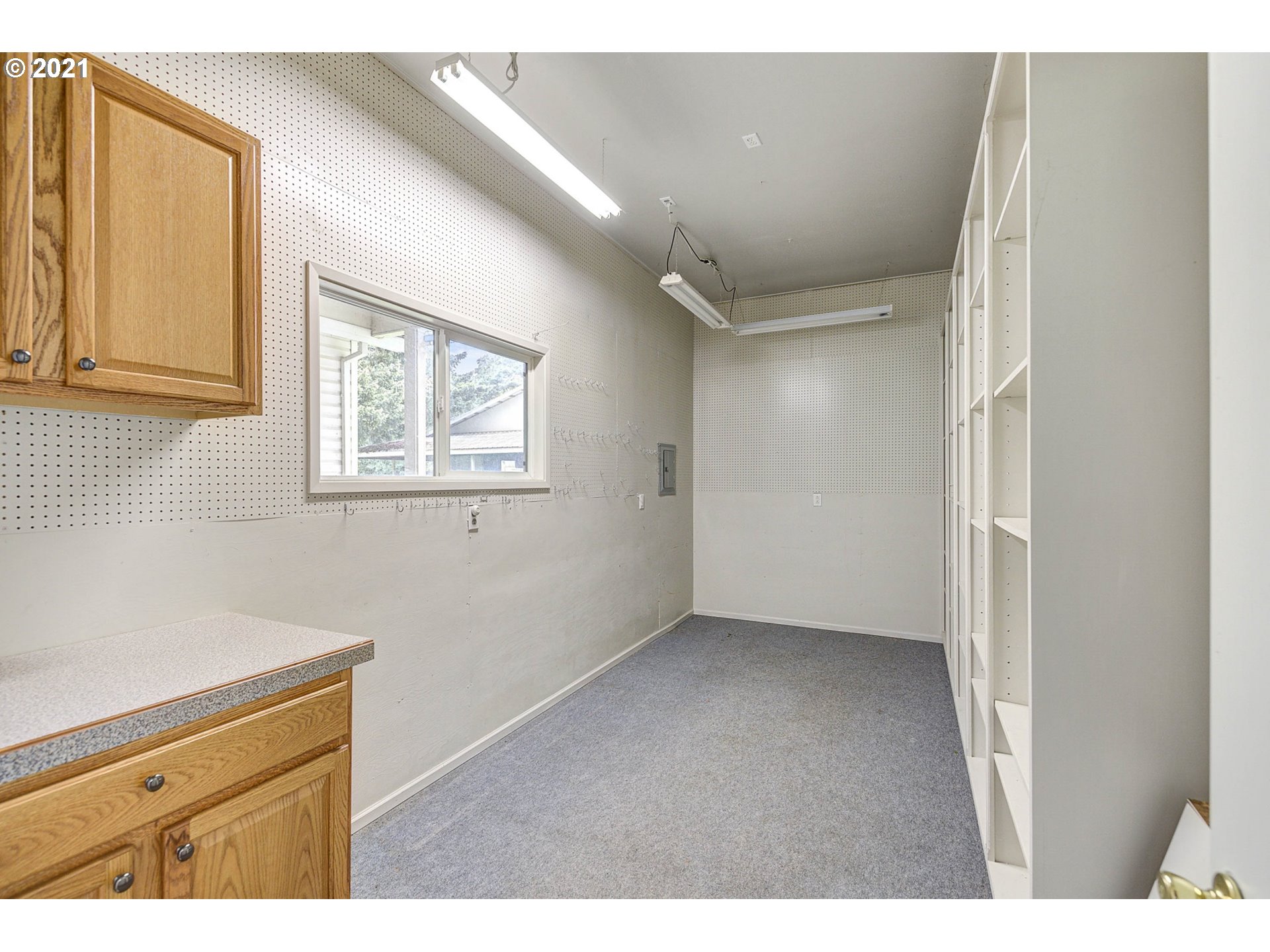 7985 Sawtell Road Sheridan, OR 97378 - Photo 18 of 23 Gallery Image 18