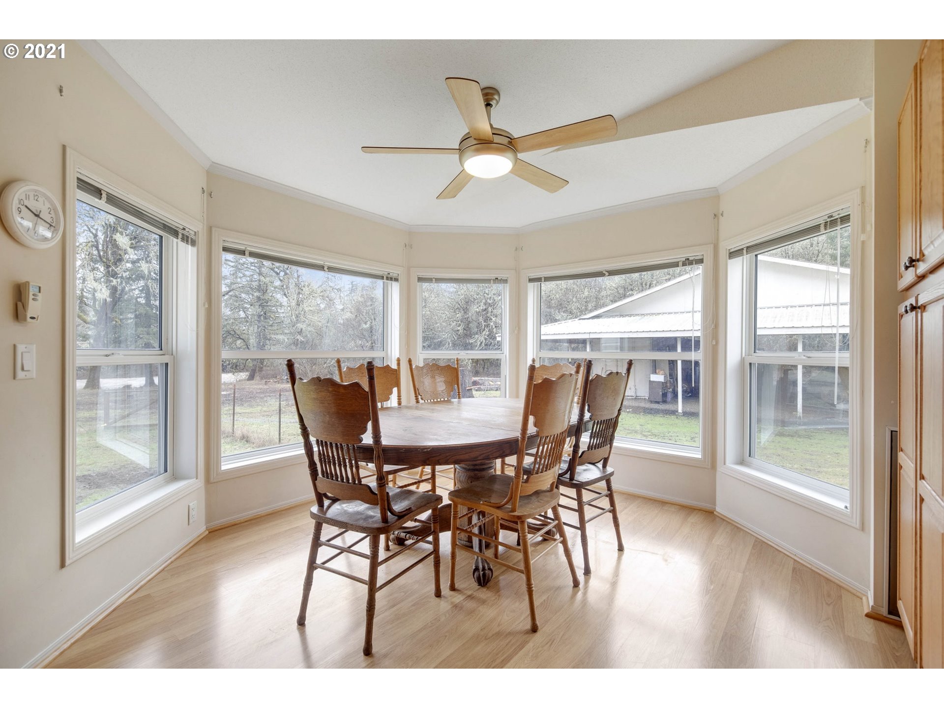 7985 Sawtell Road Sheridan, OR 97378 - Photo 10 of 23 Gallery Image 10