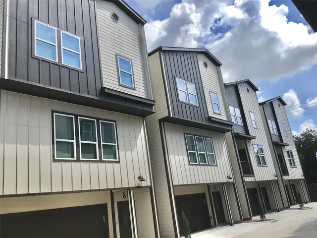 $1,995 | 2109 Marnel Road, Unit G, Houston, TX 77055