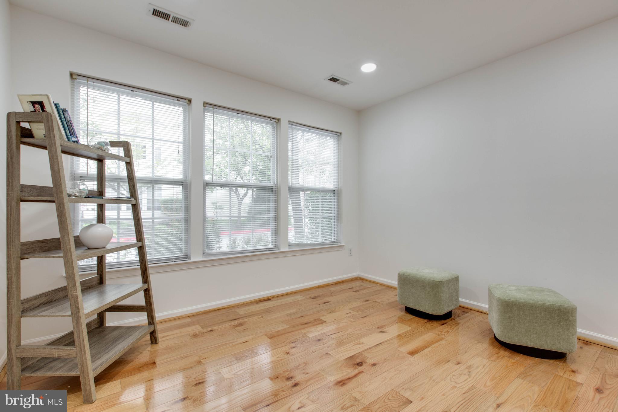 7111 Silverleaf Oak Road, Unit 163 Elkridge, MD 21075 - Photo 31 of 34 Gallery Image 31