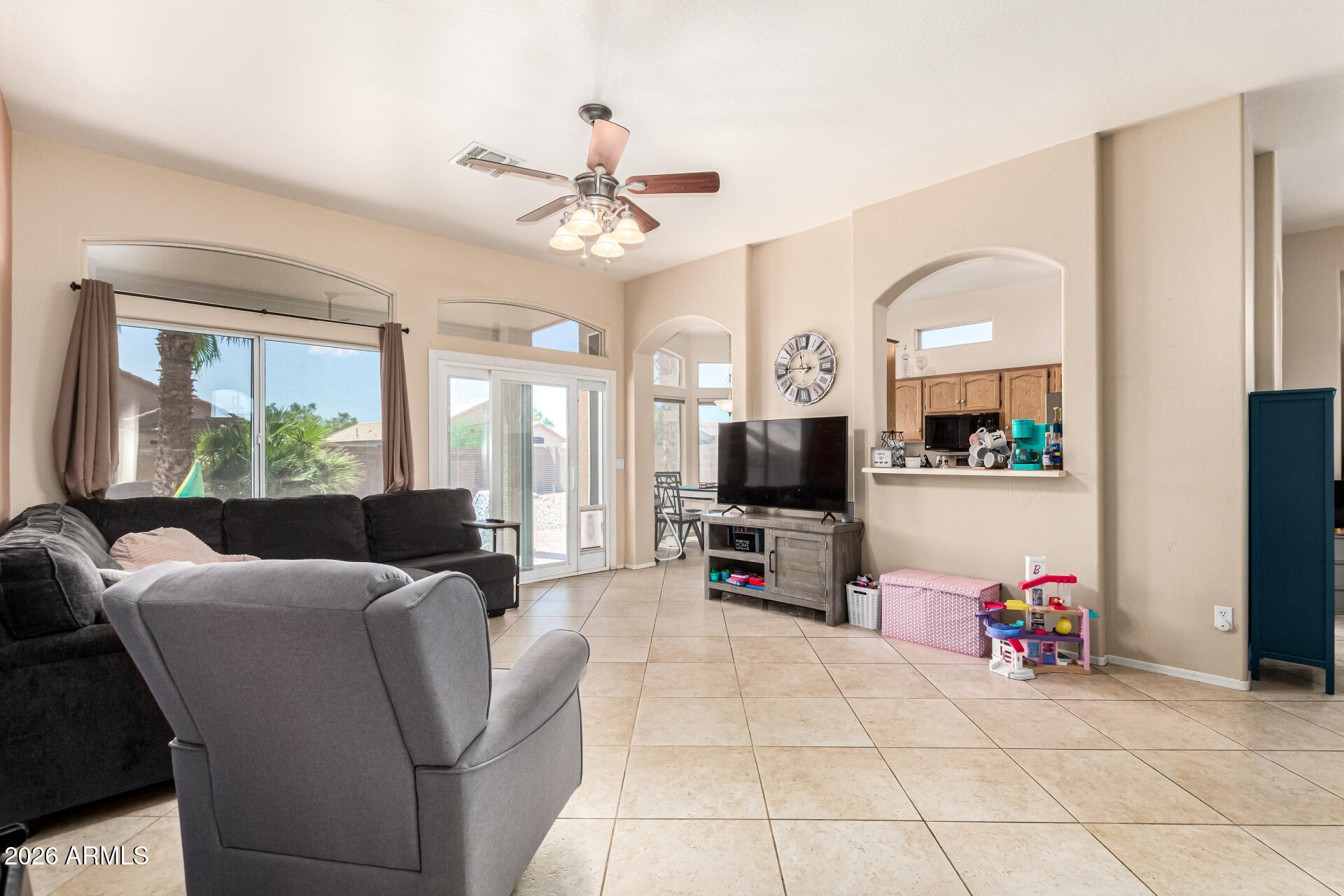 11623 West Lemon Court Surprise, AZ 85378 - Photo 11 of 35